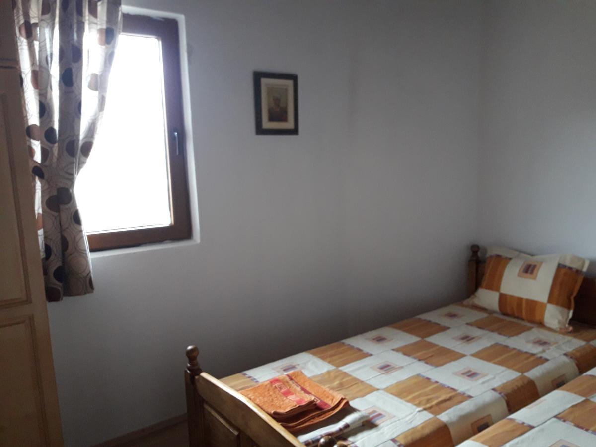 Tŭrkasheni Guest House Yana المظهر الخارجي الصورة