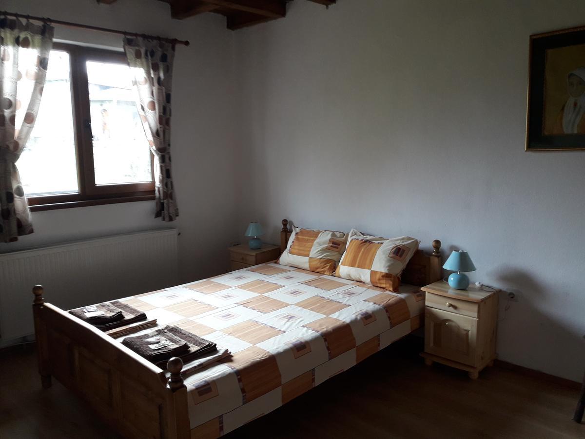 Tŭrkasheni Guest House Yana المظهر الخارجي الصورة